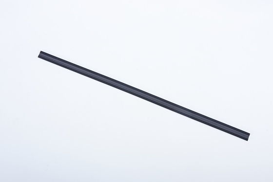 Blade d'essuie-glace automobile résistant aux intempéries bande de caoutchouc noir éclairage plat Blade remplit