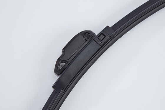 Les lames d'essuie-glace de voiture noire La solution ultime pour le nettoyage Performance Flexibilité et durabilité